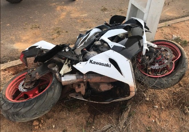 Bandidos invadem oficina e furtam duas motos no centro de Guarantã do Norte