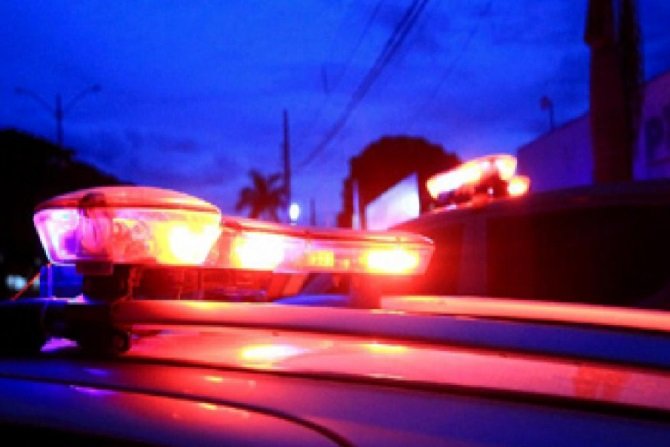 Grávida dá facada no marido após se sentir ameaçada durante briga em casa