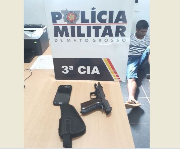 PM de Colíder prende suspeito com pistola. (Video)