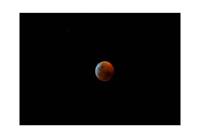 Superlua de Morango poderá ser vista na noite desta terça