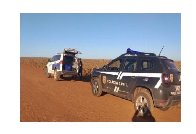 Homem é achado morto com 4 tiros; dois deles na cabeça