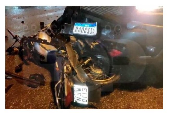 Homem morre ao bater moto de frente com Ranger em MT