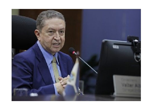 TCE diz ser possível pagamento de abono com recursos do Fundeb
