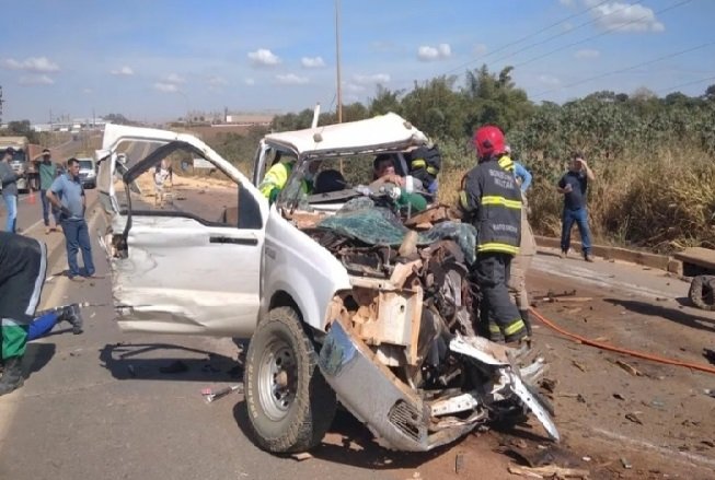 Vítima tem lesões graves em acidente envolvendo três veículos na BR-163 em MT