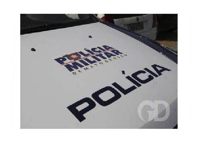 Motorista atropela jovem em motocicleta e foge do local sem prestar socorro