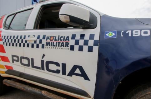 Sinop: mãe é presa após agredir homem que estava nu na cama com sua filha de 5 anos