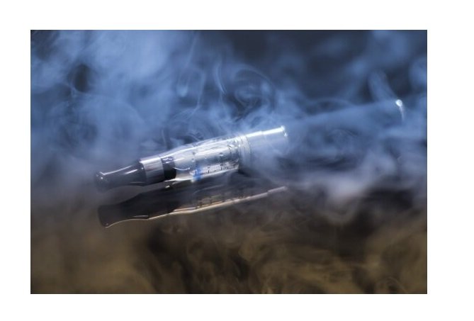 Anvisa mantém proibição do cigarro eletrônico e defende fiscalização do comércio ilegal