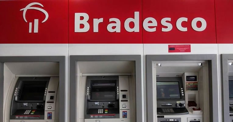 Suspeitos usam furadeira para arrombar caixa eletrônico e furtam dinheiro do Banco Bradesco de Nova Canaã