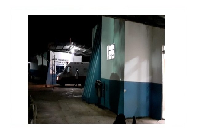 Motoristas embriagados se envolvem em acidente em frente ao quartel da PM