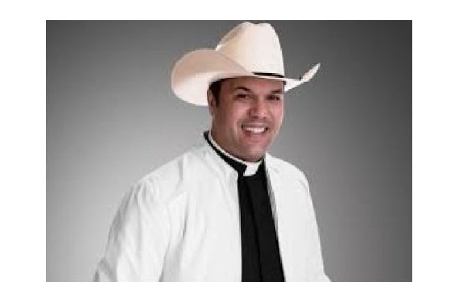 Prefeitura de Colíder gasta R$ 140 mil com show de padre sertanejo