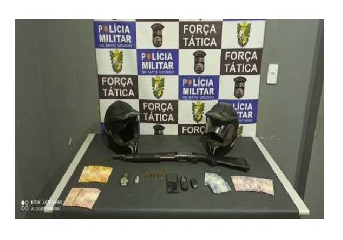 Idosa é presa por guardar armas e munições do neto