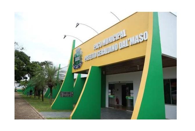 Após quase dois anos, prefeito de Sinop homologa concurso para 39 aprovados