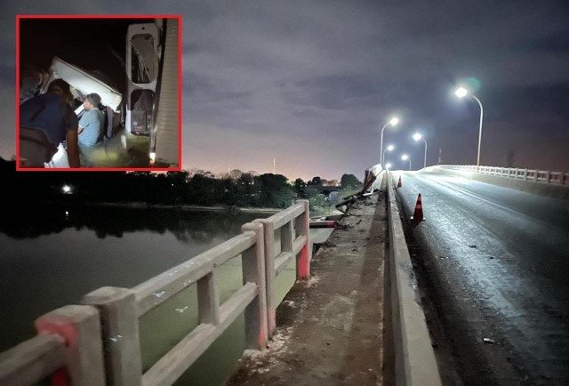 Caminhão despenca de ponte no Rio Paraguai e motorista é resgatado. (Vídeo)