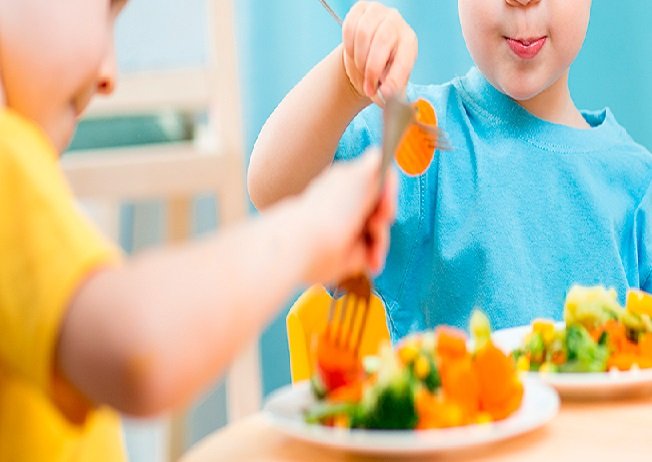 Cuidado com a alimentação: conheça as alergias mais comuns durante a infância