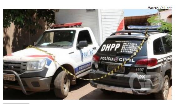 Caseiro é executado com vários golpes de faca e pauladas