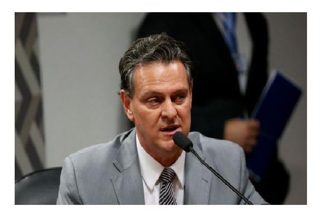 Com fama de traidor, Fávaro confirma pedido do PT para disputar Governo de MT