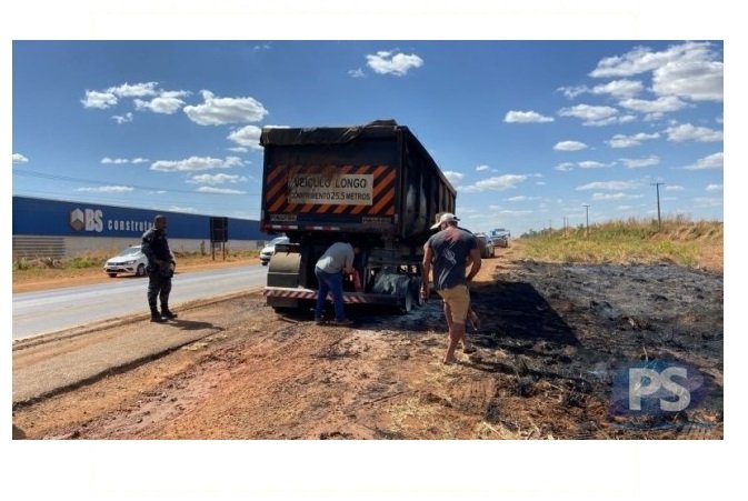 Chamas de carreta que pegou fogo se alastram para lavoura às margens da BR-163