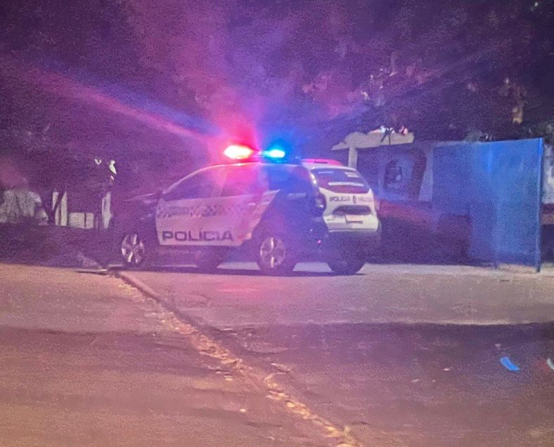 Mulher espancada pelo marido é salva pelo cunhado que mordeu irmão para conter agressões