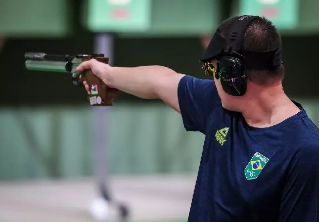 MP entra com ação contra lei que libera porte de arma de fogo aos atiradores