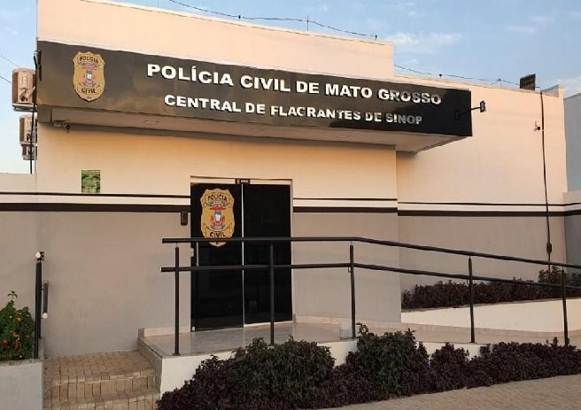 Bombeiros são acionados e ao chegar a residência homem se mata com tiro de pistola na boca
