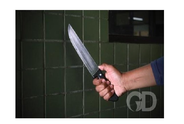 Amigos' se desafiam com faca e um acaba ferido em estado grave no interior de MT