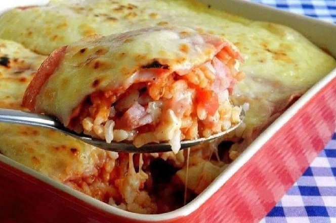 O SEGREDO do Arroz de forno com presunto e muçarela fácil de fazer