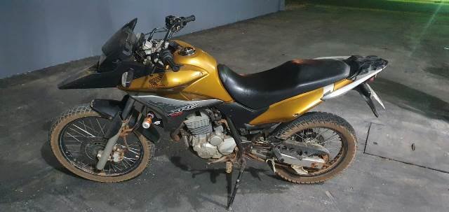 Moto roubada em Colíder e recuperada pela PM de Peixoto de Azevedo.
