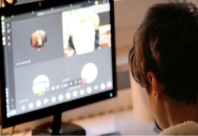 Como prevenir o risco de crianças e adolescentes com jogos perigosos