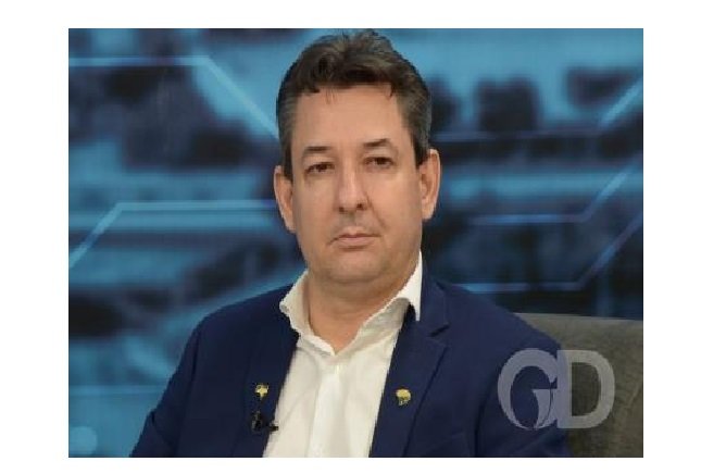 Pastor revela sofrer preconceito por disputar cargo político