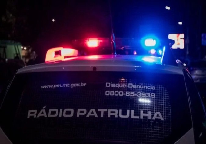 Peladão´, homem invade casa e ataca moradora com faca