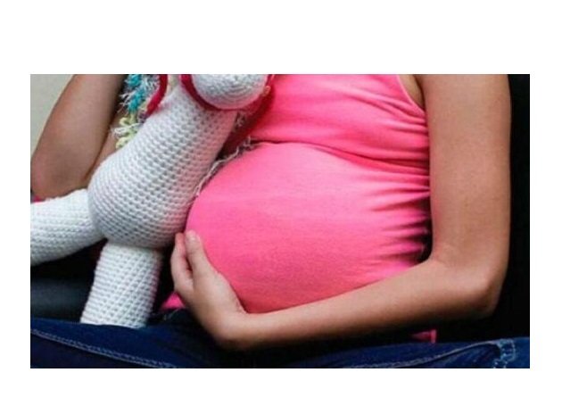 Pai estupra filha por 8 anos; garota engravidou duas vezes
