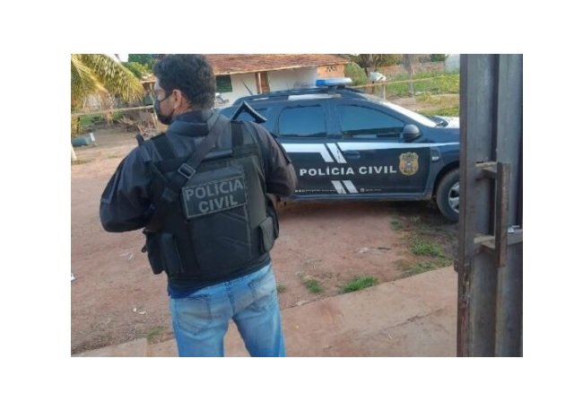Mulher mata a mãe a facadas e diz que foi vítima quem pediu