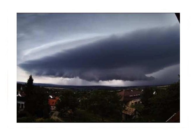 Inmet emite alerta de tempestade para 89 cidades de Mato Grosso