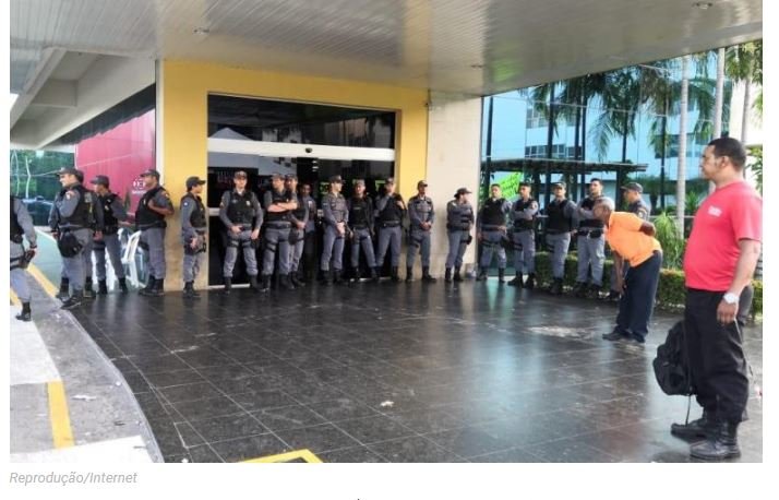 Categorias da segurança pública vão analisar indicativo de greve geral