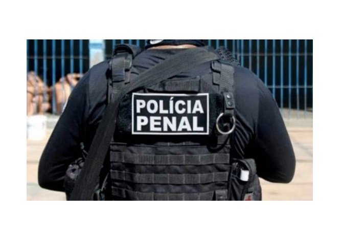 Policial penal é preso por tentar levar prostituta para dentro de presídio
