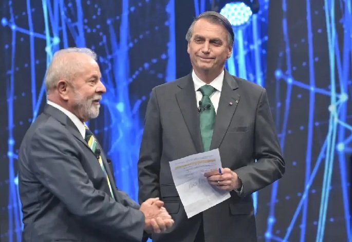 Lula não irá ao debate do SBT, e emissora entrevistará Bolsonaro