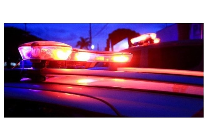 Idoso é assassinado enquanto jantava com a família