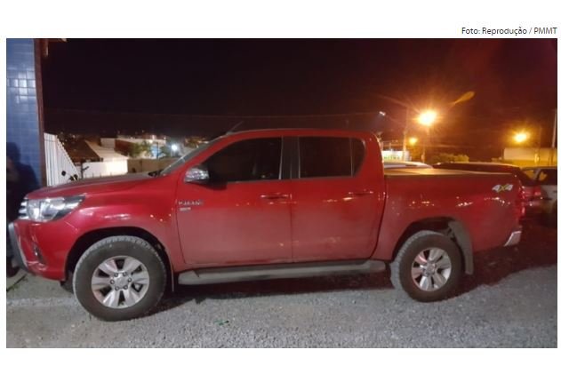 Criminoso é baleado pela PM após roubar Hillux em Cuiabá