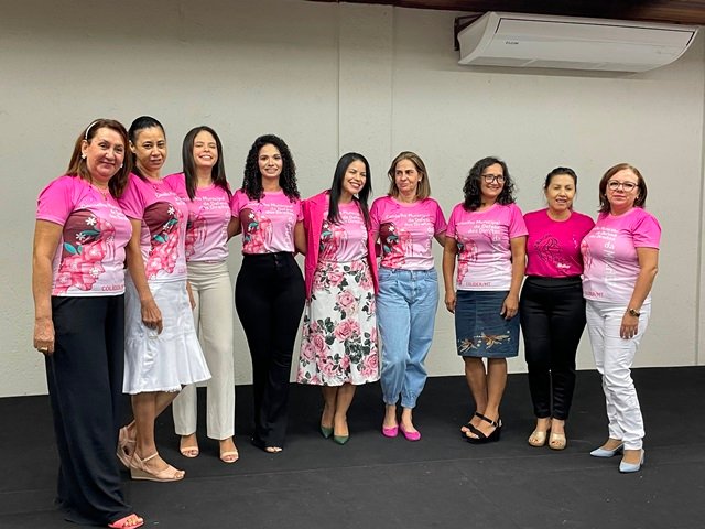 Acadêmicos de Enfermagem em Colíder realizaram palestra sobre câncer de mama e prevenção durante o evento Outubro Rosa. (Vídeo)