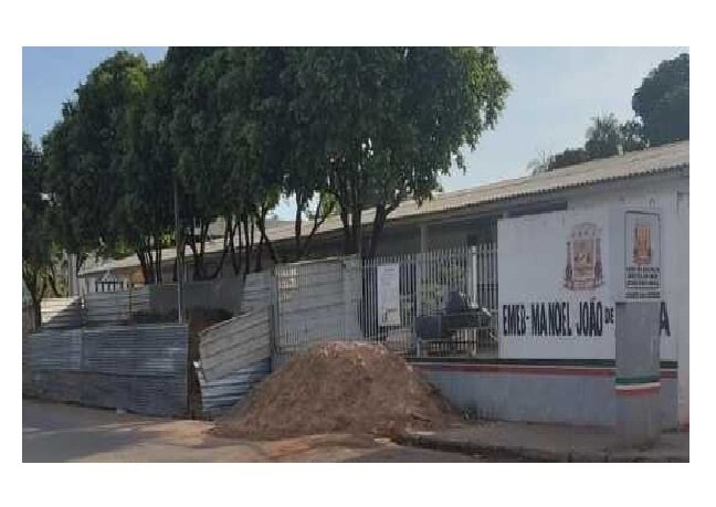 Mesária é obrigada a se trocar na frente de outros em MT