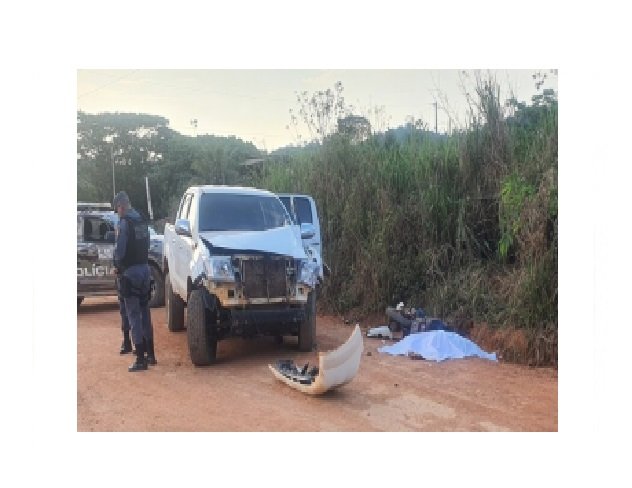 Batida entre moto e Hilux mata homem e deixa mulher gravemente ferida na zona rural de MT