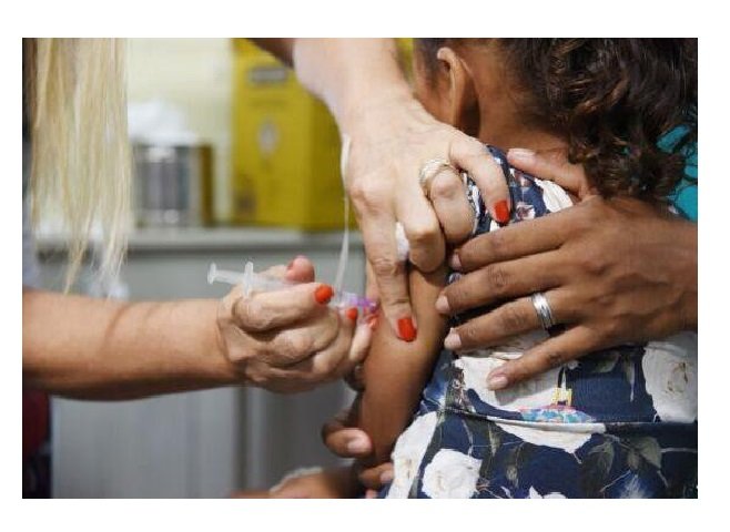 Mato Grosso recebe mais de 19 mil doses da Pfizer para crianças de 6 meses a 3 anos