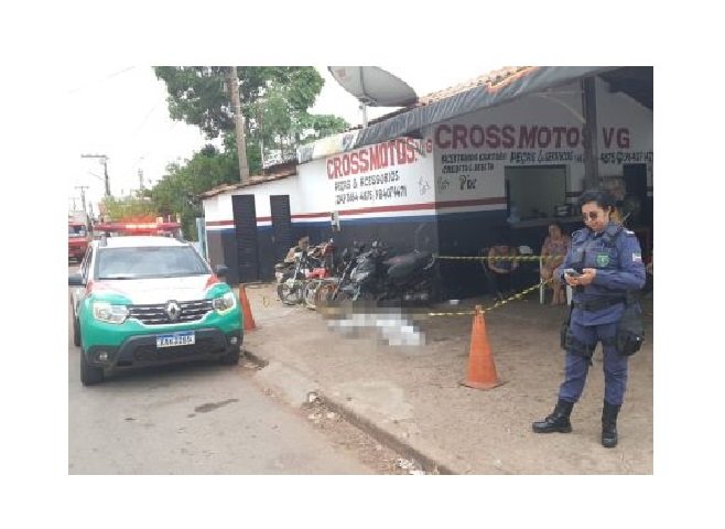 Homem sofre parada cardíaca e morre em frente de loja em MT