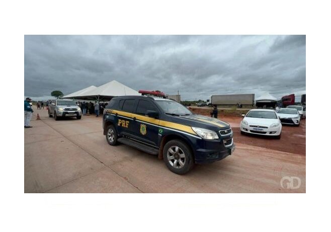 Justiça manda PRF desbloquear rodovias bloqueadas em MT