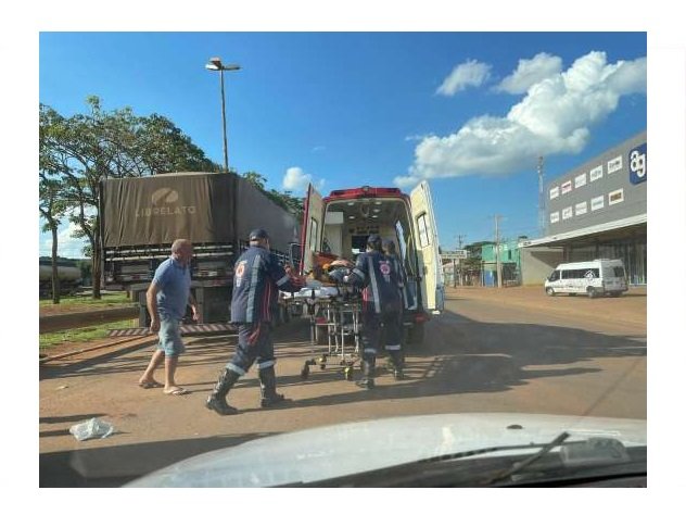 Caminhoneiro esfaqueia colega de profissão no peito após discussão em MT