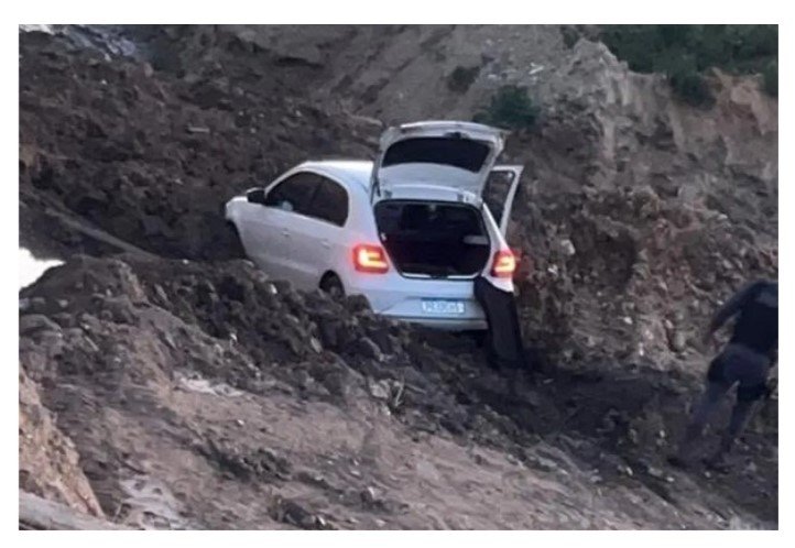 Após perseguição e troca de tiros, PM prende suspeito de roubos em bairros da capital de MT.