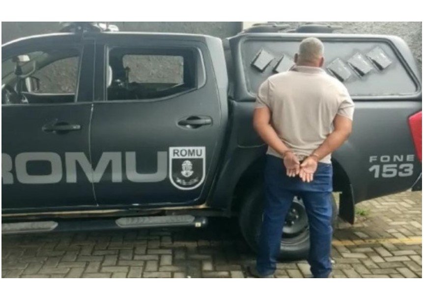 MULHER RECUSA S3X0 COM “COLEGA DE TRABALHO” E TEM NUDES ESPALHADOS PELA EMPRESA