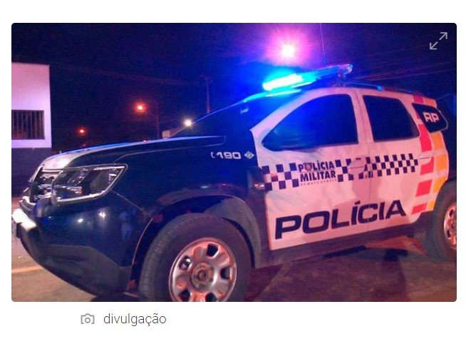 Mãe tenta proibir namoro da filha adolescente e leva facadas do genro