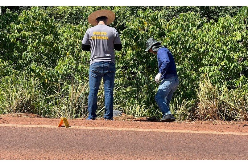 Corpo de homem com marcas de tiros é localizado às margens de avenida na cidade do interior de MT