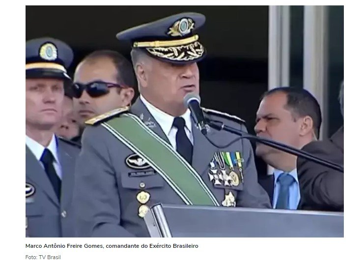 Exército emite nota interna em defesa de generais chamados de comunistas